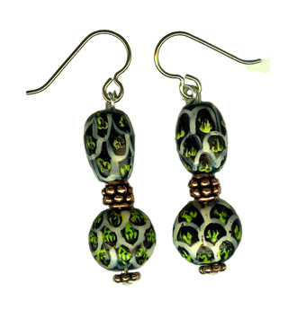 hypoallergenic handpainted glass beadl earrings